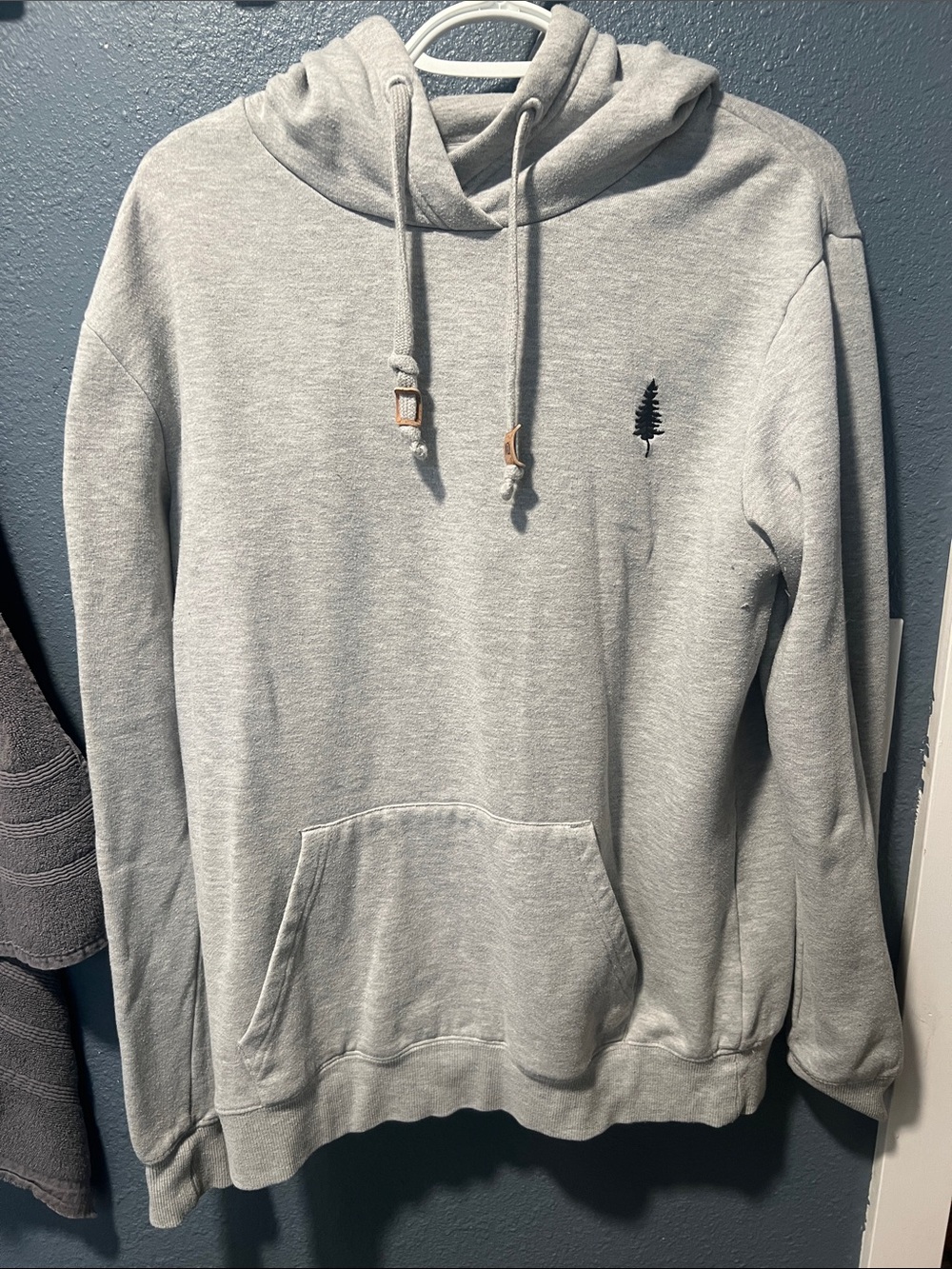 Men's Light Gray Hooded Pullover Sweatshirt - Casual Everyday Hoodie